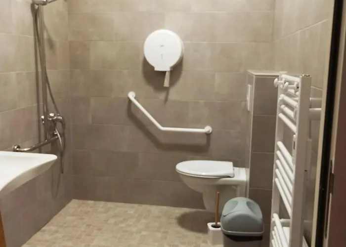 D'hôtes Pmr Hildegarde Alojamento de Acomodação e Pequeno-almoço 3*